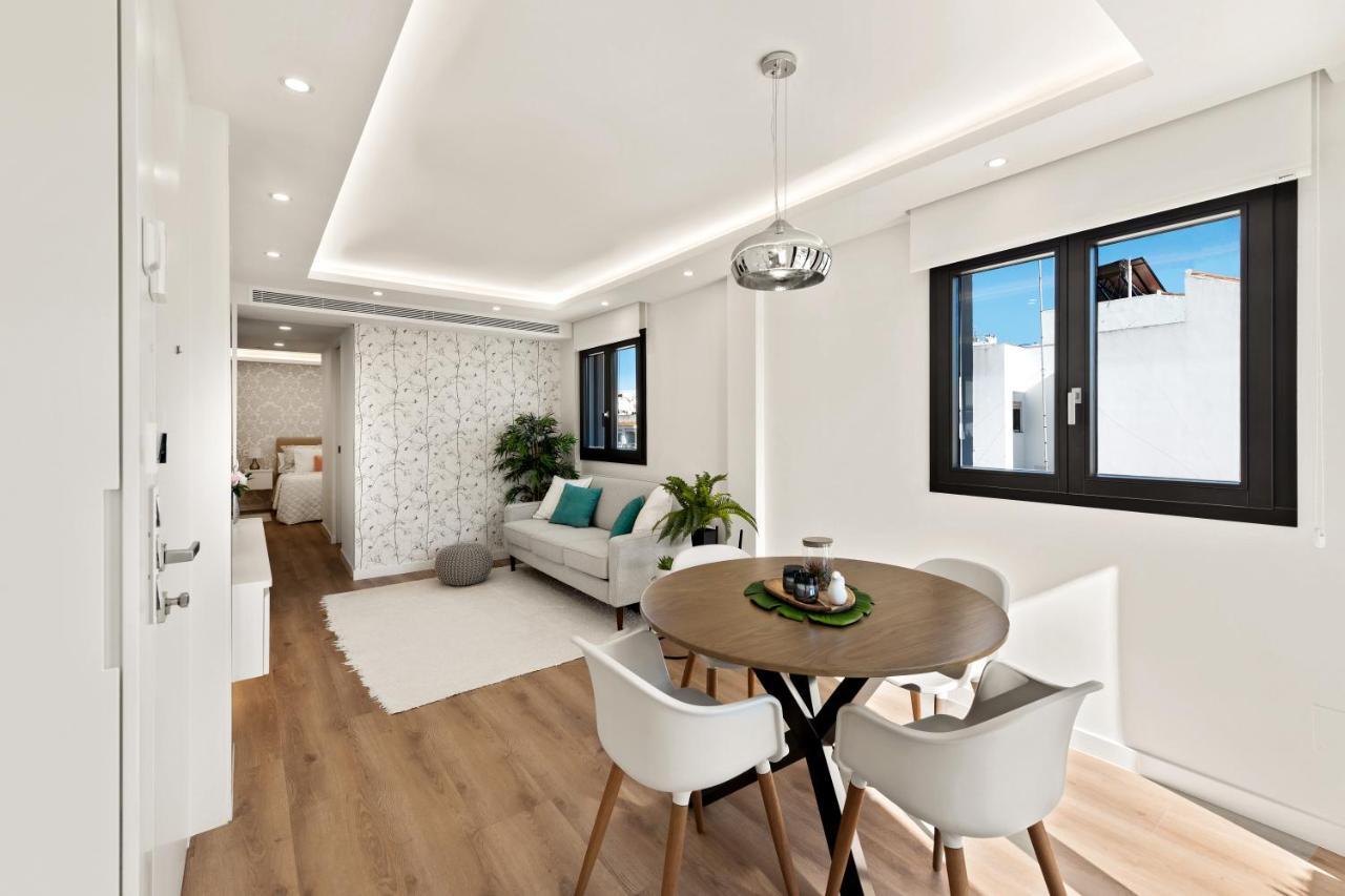 Sunny Modern Apartment Perfect Located Estepona Exterior photo